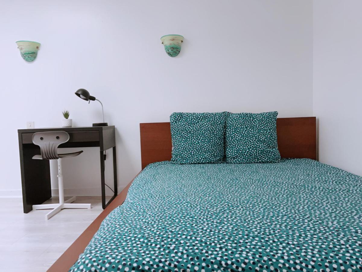 Apt 67M2 Hyper Centre: 2 Chambres, Cuisine Tv Wifi Fontenay-le-Comte Exteriér fotografie